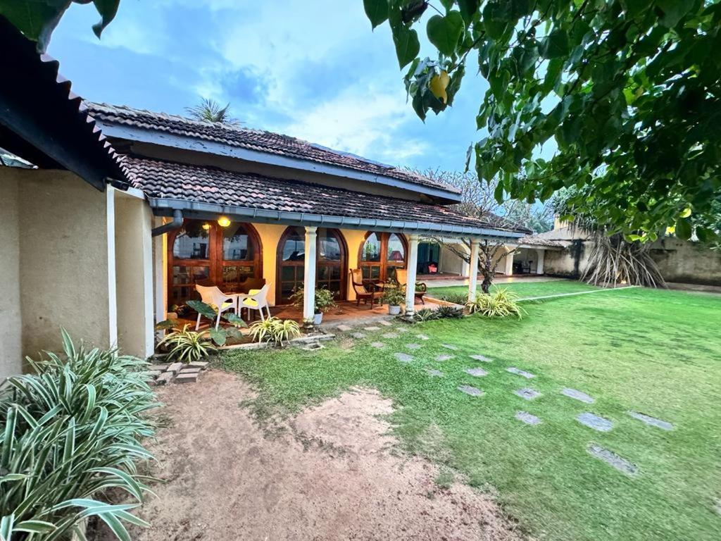 Isle Of Thalpe Unawatuna Exterior foto